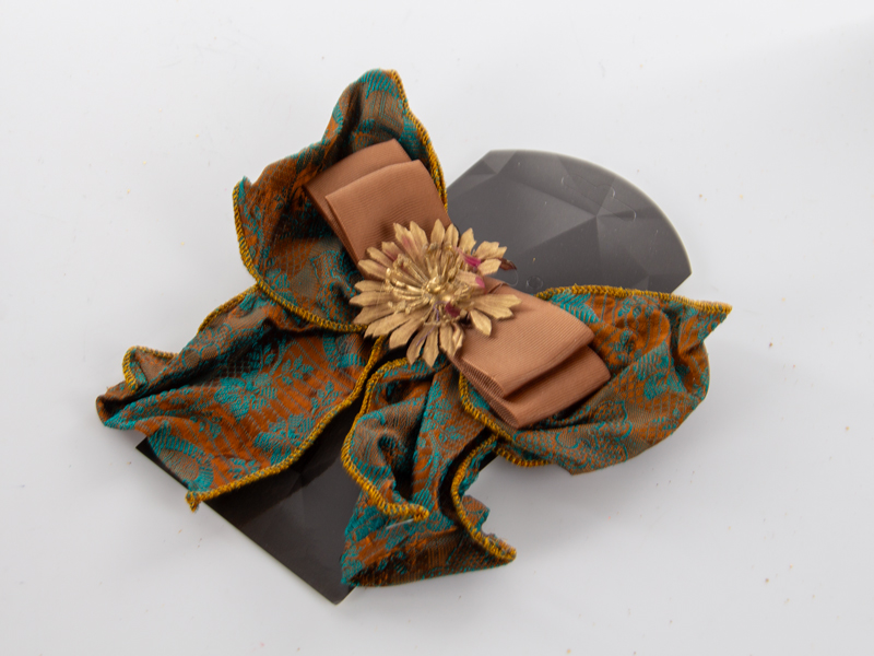 Елочное украшение "Бантик" 17х15 см с цветком, медно-шоколадный